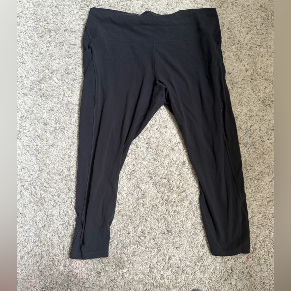 lululemon athletica 
Women Align Leggings size 20 pockets